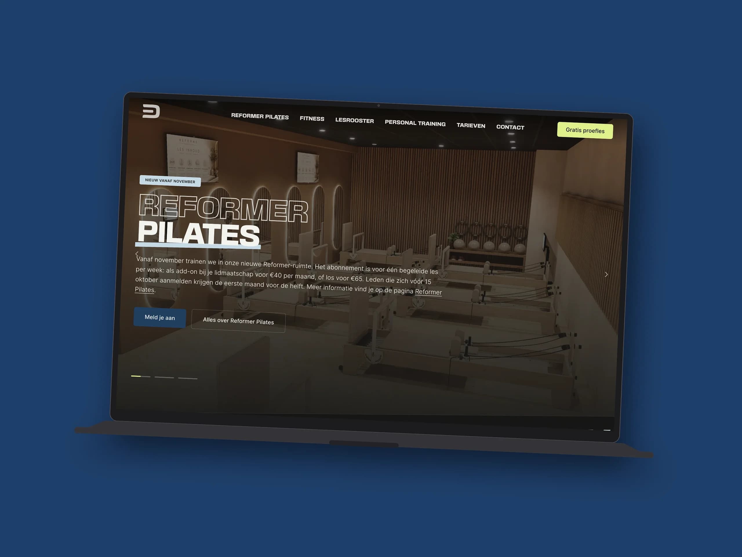 De homepage van De Kloek Fitness op een laptop, met de slide over Reformer Pilates